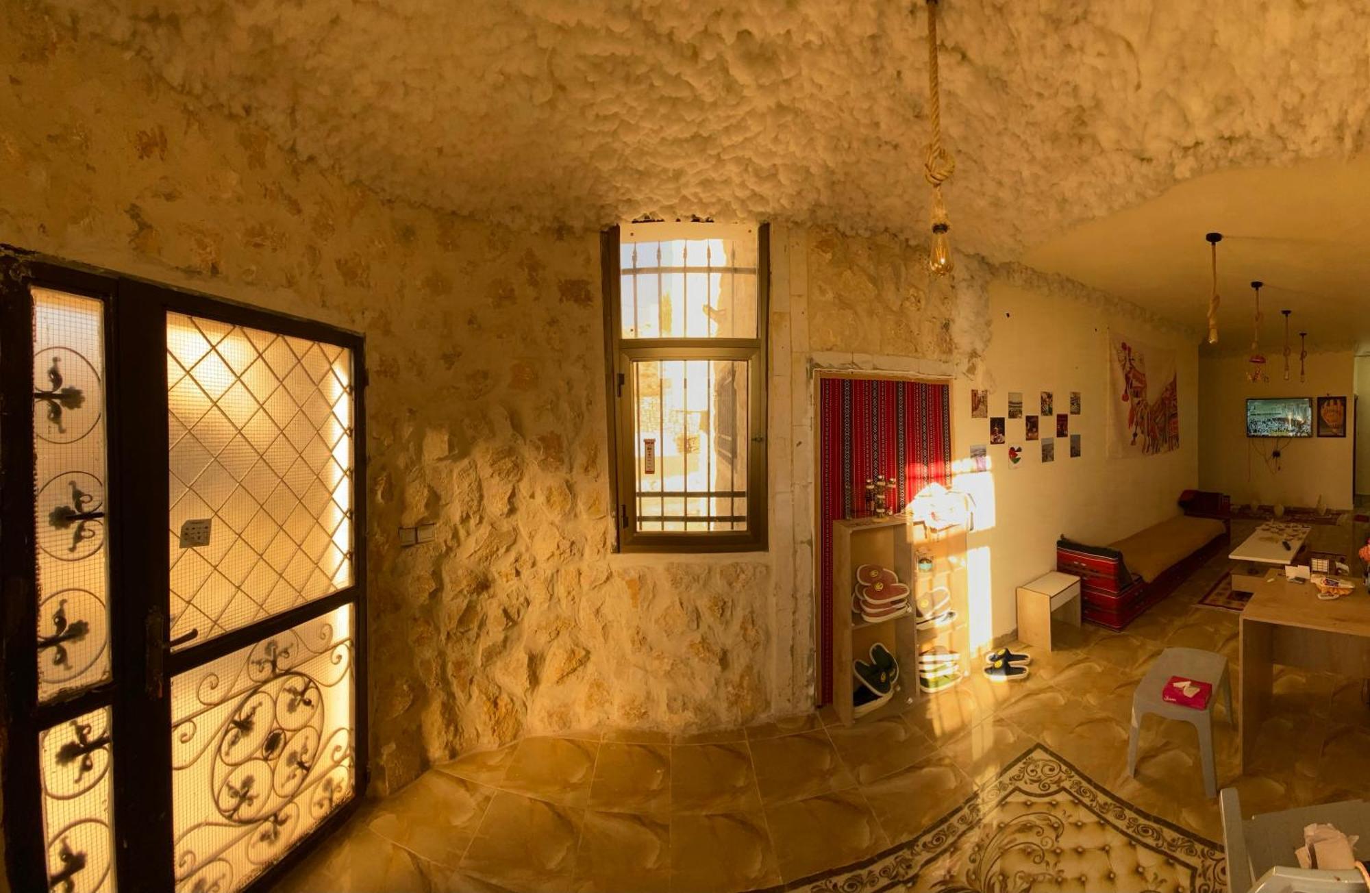 Nabati Hostel ワディ・ムーサ エクステリア 写真